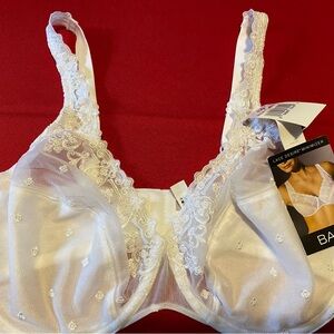 Bali White Lace Shimmer Bra